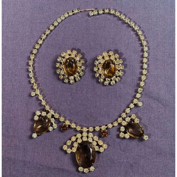 Vintage 60s Rhinestone Necklace & Clip On Earrings Set 1960s Dramatic Jewelry - Picture 2 of 3